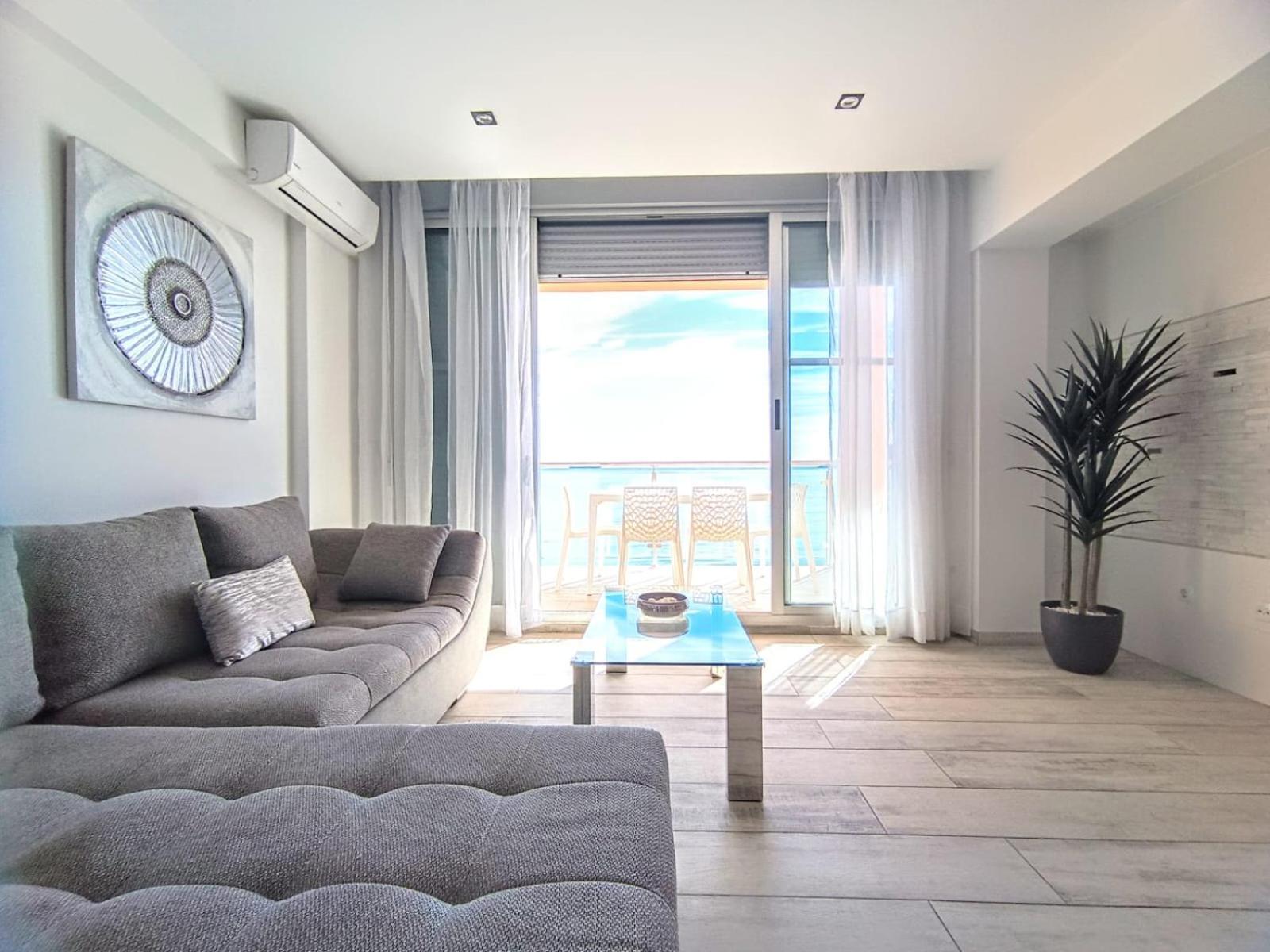 Getares Beach Алхесирас Екстериор снимка